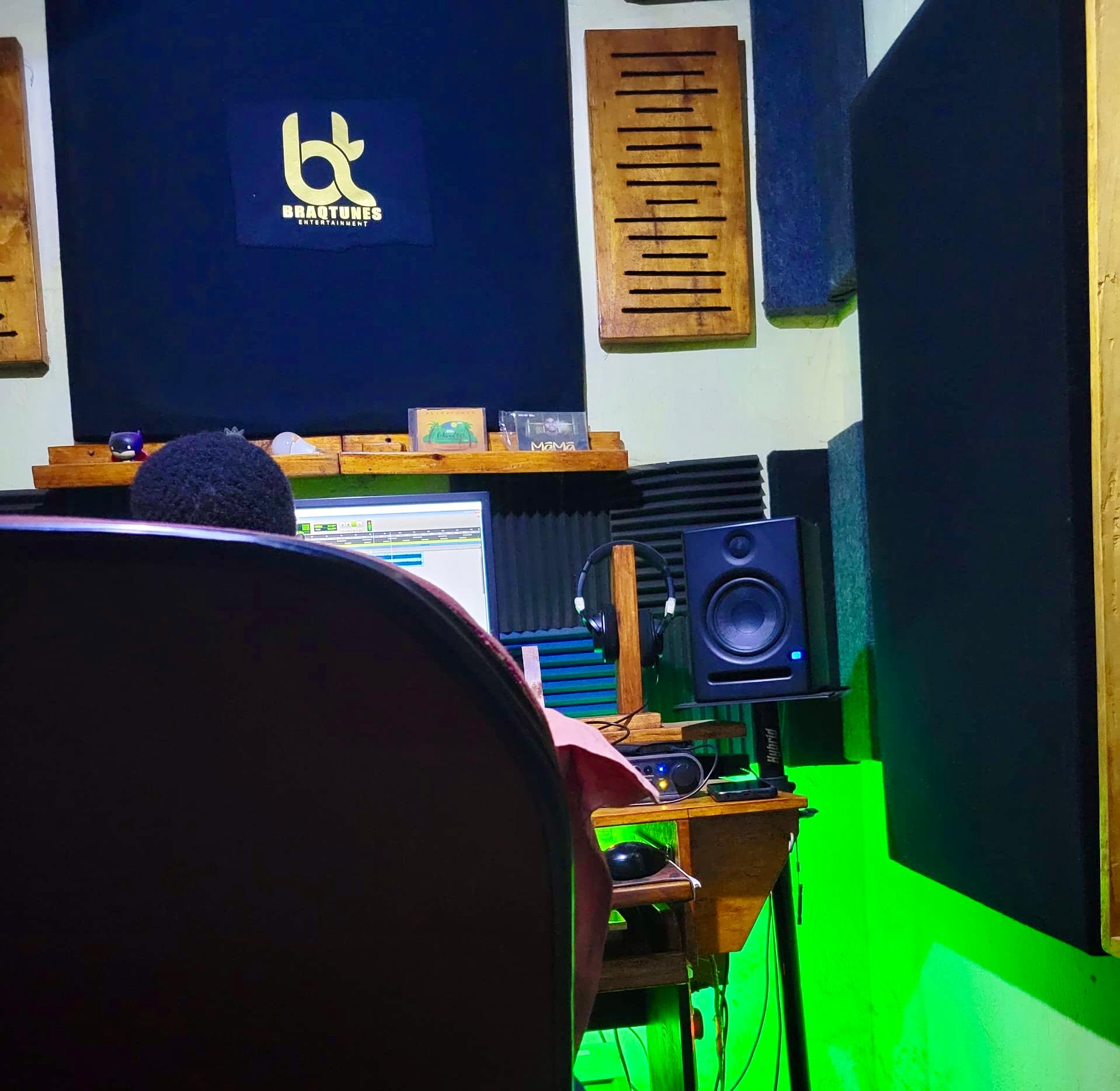 Mixing Console